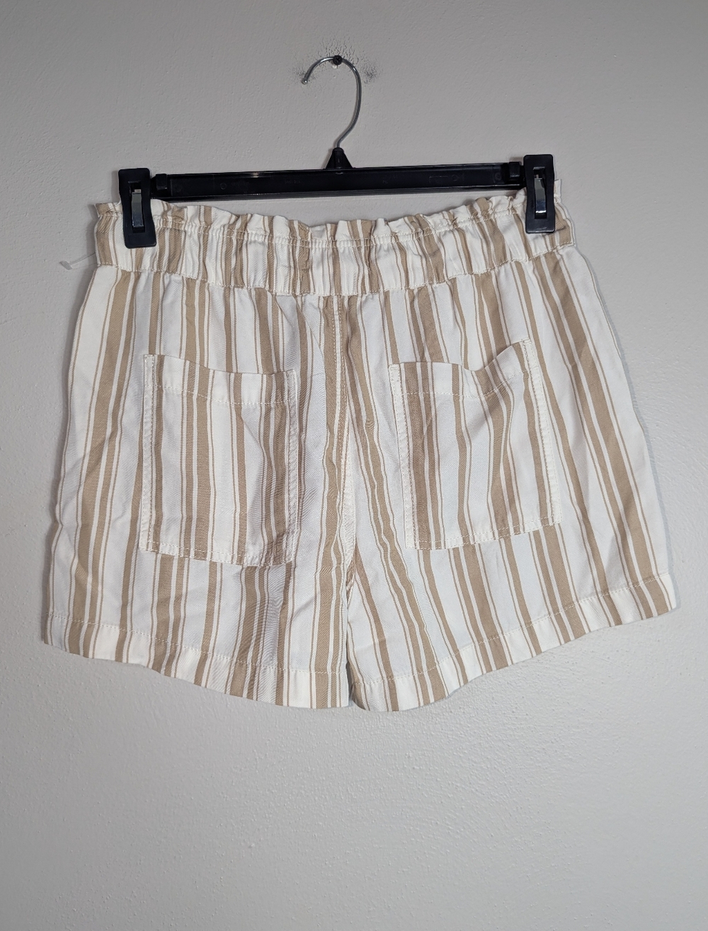 M Ann Taylor LOFT Tan/White Striped Pull On Drawstring Shorts